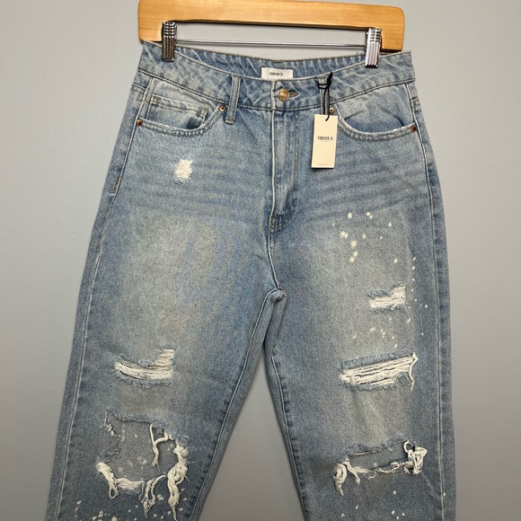 Forever 21 Distressed Boyfriend Jeans - Light Denim - Picture 3 of 9